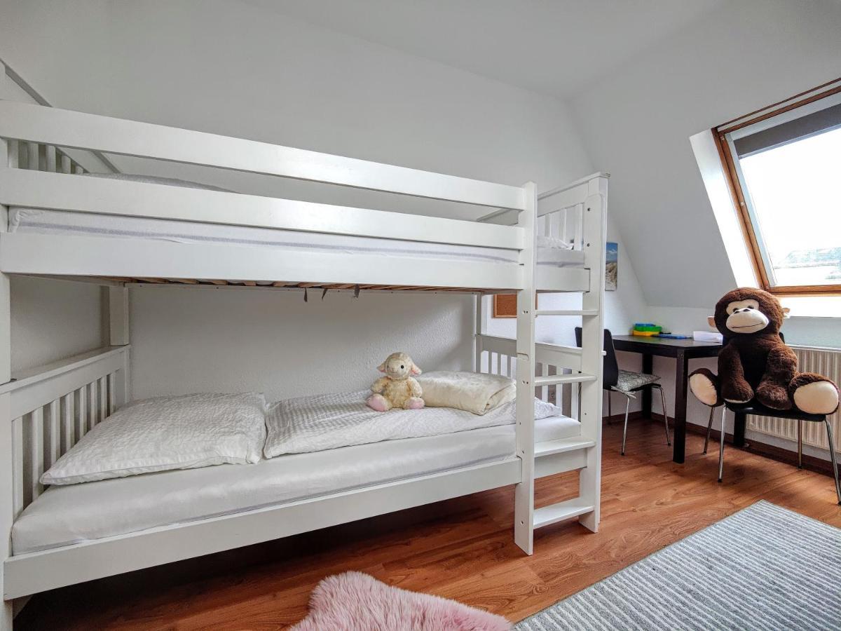 Yourfavoritebed 100M2 Designwohnung Mit Vollausstattung Plauen Extérieur photo